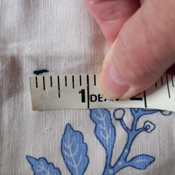 Charlotte Moss table cloth - Picture 5 of 6